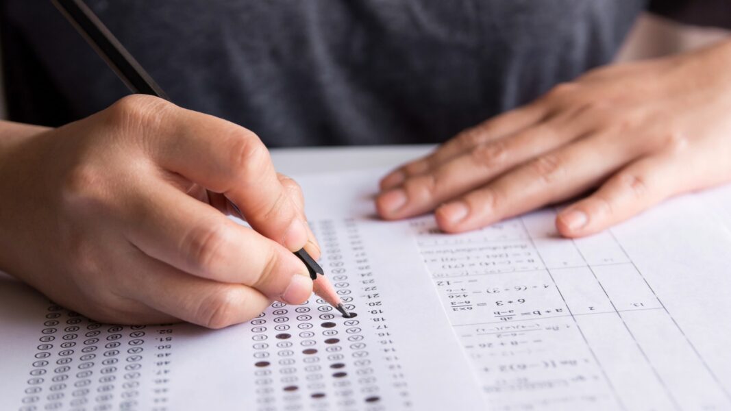 Leitura Dinâmica Para CESPE: Como Ler Assertivas Certo ou Errado Sem Cair em Pegadinhas