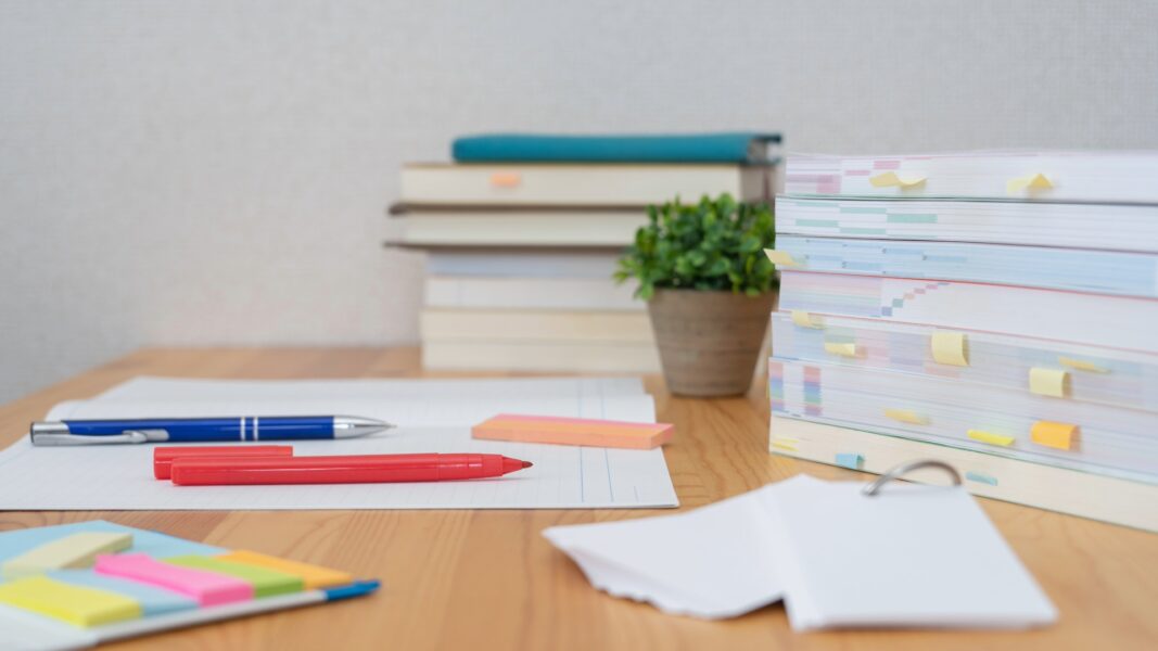 Sistema Integrado de Estudos: Como Unir Leitura Dinâmica, Revisão e Memorização em Um Ciclo Semanal